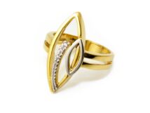 Áttört hosszúkás női arany gyűrű