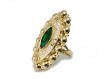 Zöld köves hosszúkás arany gyűrű