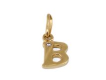Arany "B" betű medál