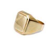 Vésett arany pecsétgyűrű