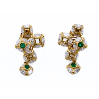 Exkluzív gyémánt és smaragd köves arany fülbevaló