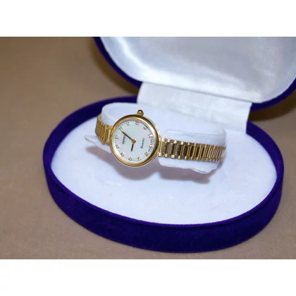 Új arany női karóra Új arany női karóra