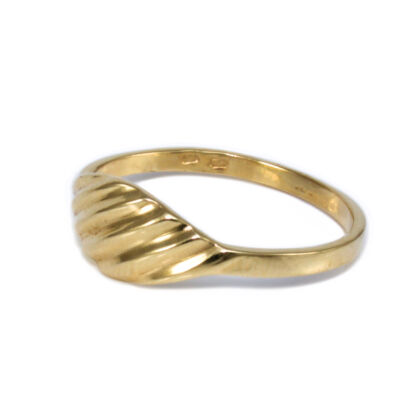 Sávos fantázia arany gyűrű