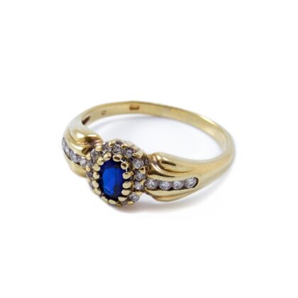 Női kék-fehérköves arany gyűrű