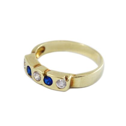 Kék - fehér köves arany gyűrű
