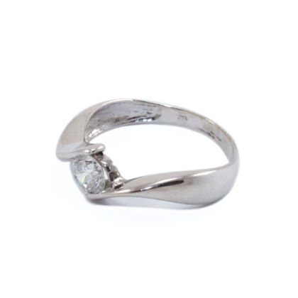 Gyémántos fehérarany eljegyzési gyűrű