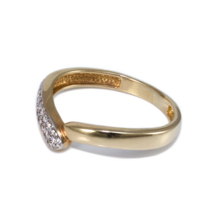 Köves Viktória arany gyűrű 