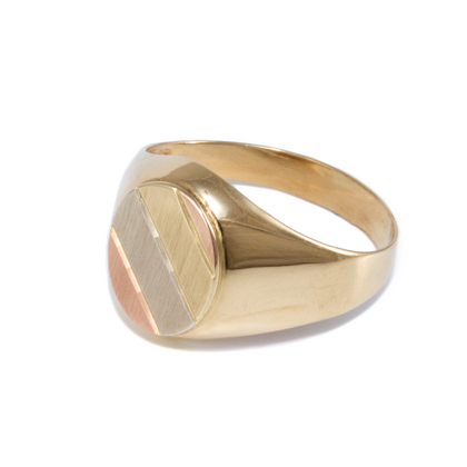 Tricolor ovál arany pecsétgyűrű