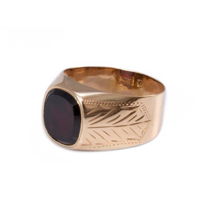 Gránát köves vörösarany pecsétgyűrű 