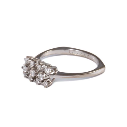 Gyémánt köves fehérarany gyűrű 