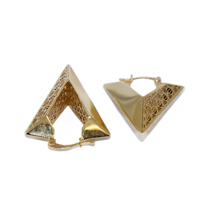 Háromszög arany fülbevaló Háromszög arany fülbevaló