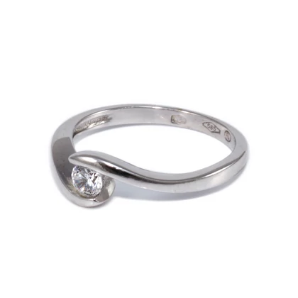 Köves fehérarany eljegyzési gyűrű Köves fehérarany eljegyzési gyűrű