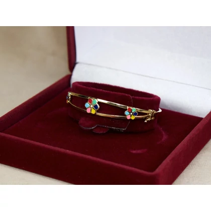 Felújított színes virágos sárga arany gyermek karkötő  Felújított színes virágos sárga arany gyermek karkötő