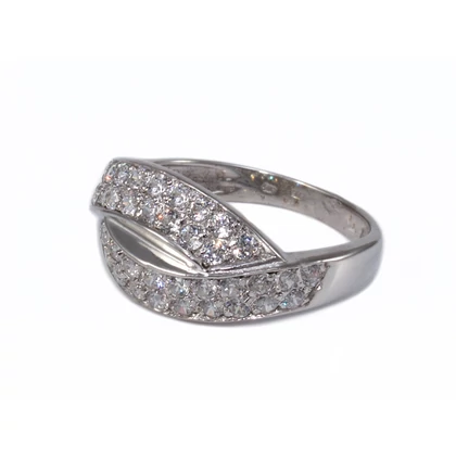 Köves fehérarany gyűrű Köves fehérarany gyűrű