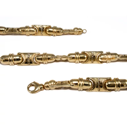 Áttört mintás barakka jellegű arany nyaklánc