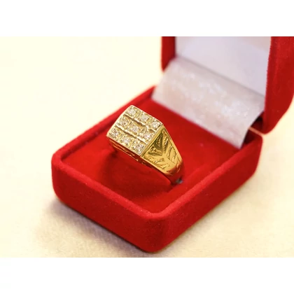 Felújított arany gyémánt köves gyűrű Felújított arany gyémánt köves gyűrű