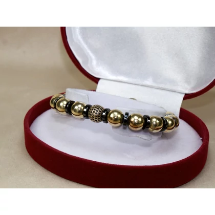 Felújított hematit köves arany gömbös órakísérő  Felújított hematit köves arany gömbös órakísérő