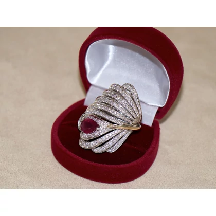 Felújított arany gyémánt köves gyűrű