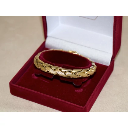 Felújított arany fonott karlánc