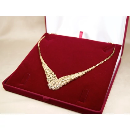 Új arany levél mintás nyakék Új arany levél mintás nyakék