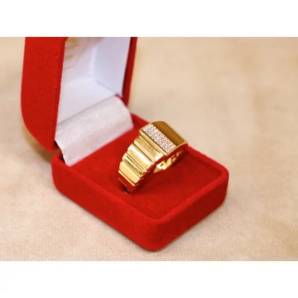 Új arany köves fantázia gyűrű Új arany köves fantázia gyűrű