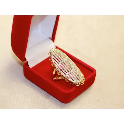 Új arany sok köves koktél gyűrű Új arany sok köves koktél gyűrű