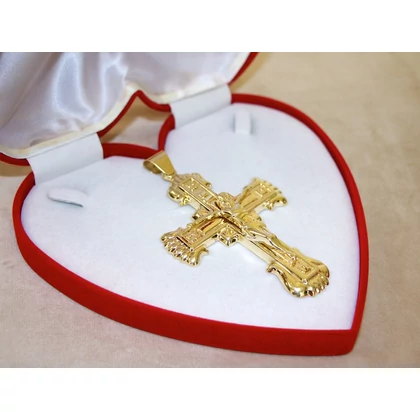 Felújított arany feszület medál Felújított arany feszület medál