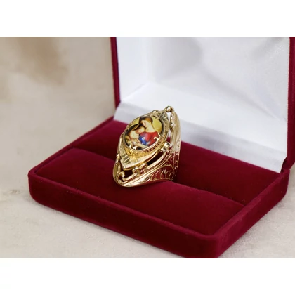 Felújított sárga arany Szűz Máriás áttört, vésett gyűrű  Felújított sárga arany Szűz Máriás áttört, vésett gyűrű