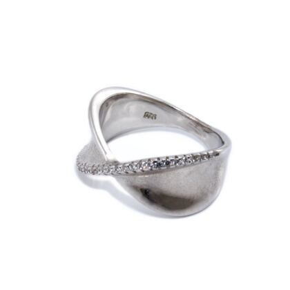 Köves hullámos ezüst gyűrű 