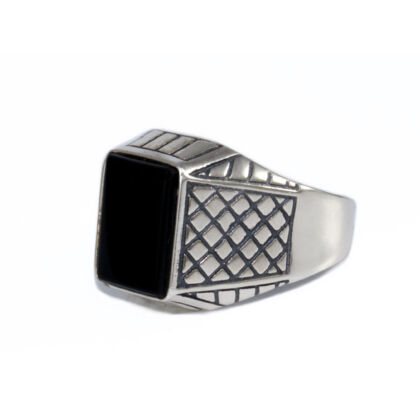 Fekete köves antikolt ezüst pecsétgyűrű