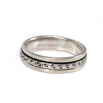 Antikolt középen forgó ezüst karikagyűrű 