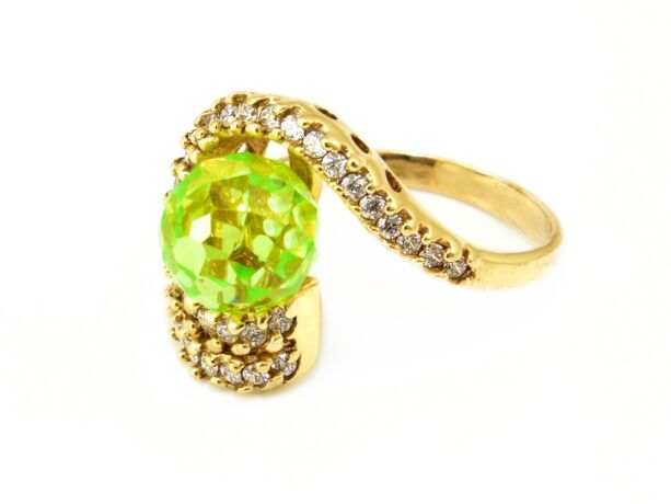 Zöld köves arany gyűrű