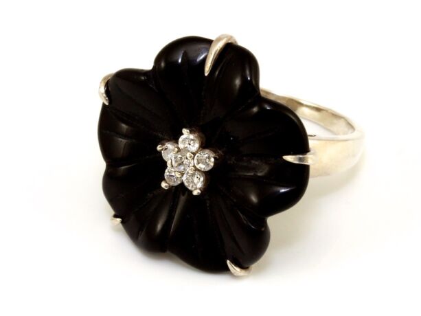 Fekete virágos női ezüst gyűrű