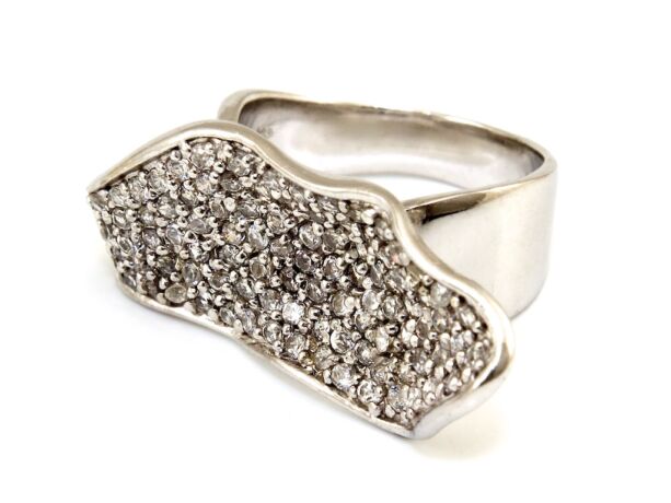 Modern köves női ezüst gyűrű