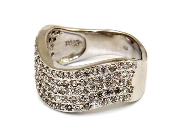 Köves hullámos női ezüst gyűrű