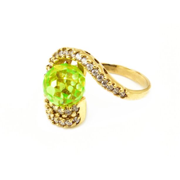 Zöld köves arany gyűrű