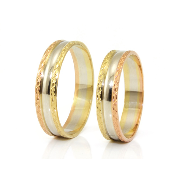 Tricolor vésett arany karikagyűrű