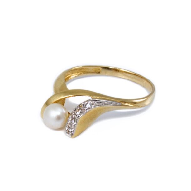 Bicolor gyöngyös-köves arany gyűrű