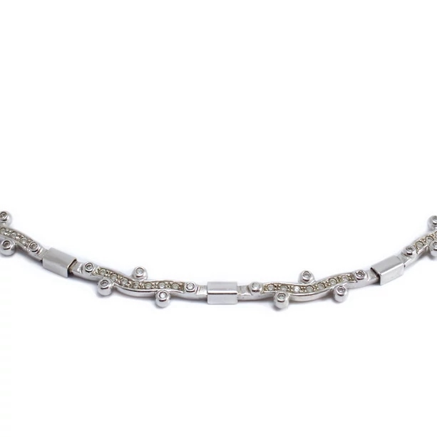 Fehér arany köves nyakék Fehér arany köves nyakék