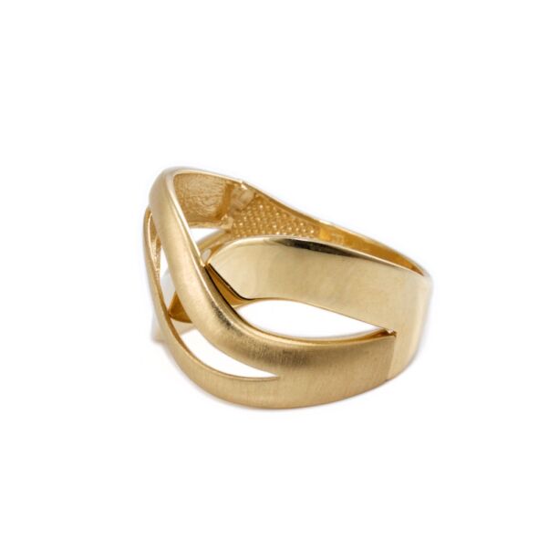 Áttört hullámos mattított arany gyűrű