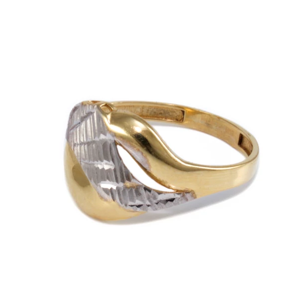 Bicolor vésett és matt hullámos arany gyűrű Bicolor vésett és matt hullámos arany gyűrű