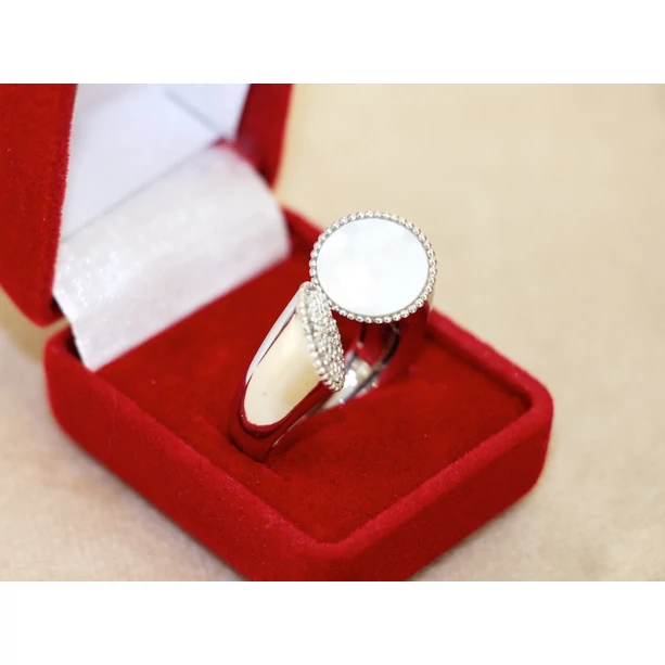 Új fehérarany köves nyitott gyűrű Új fehérarany köves nyitott gyűrű