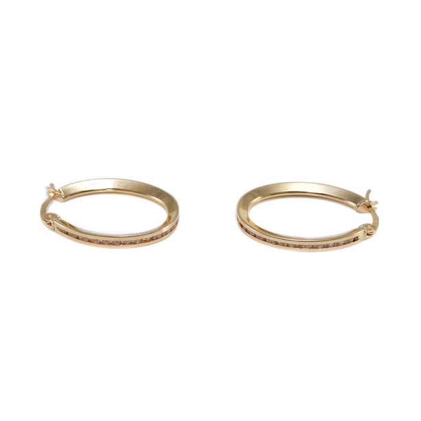 Köves ovál arany fülbevaló Köves ovál arany fülbevaló