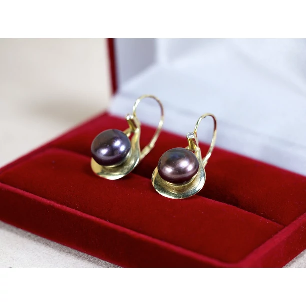 Felújított arany gyöngyös gyémánt köves fülbevaló Felújított arany gyöngyös gyémánt köves fülbevaló