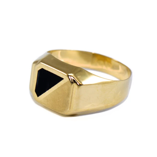 Fekete betétes arany pecsétgyűrű Fekete betétes arany pecsétgyűrű