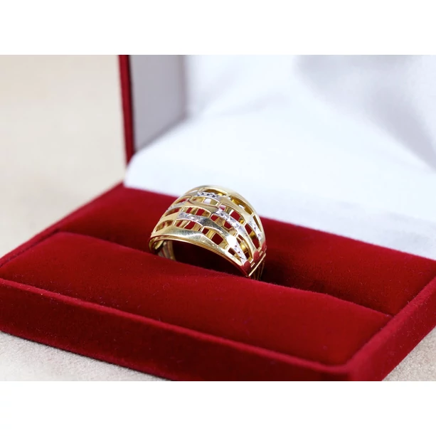 Új arany bicolor áttört női gyűrű Új arany bicolor áttört női gyűrű