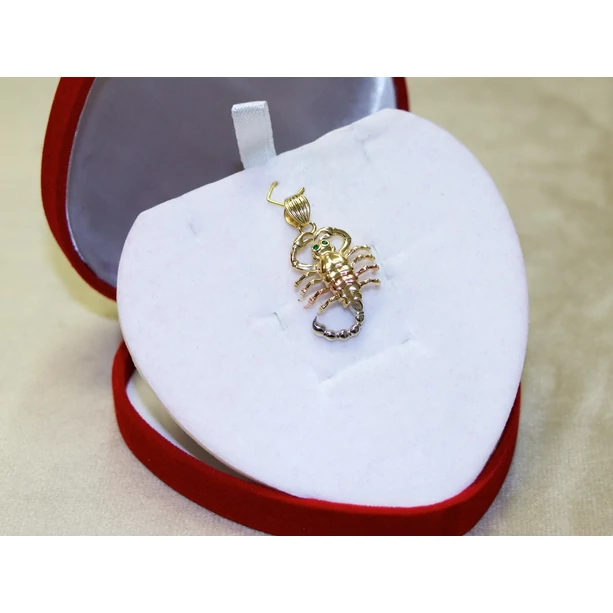 Új arany skorpió medál Új arany skorpió medál