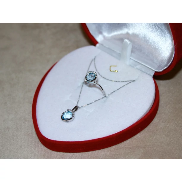 Új fehérarany topáz köves gyűrű Új fehérarany topáz köves gyűrű