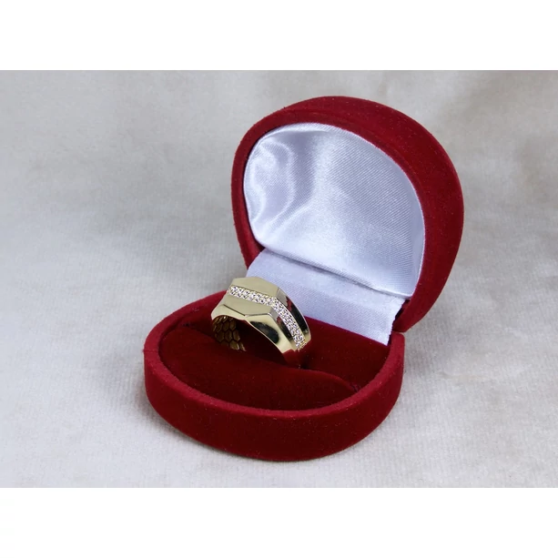 Új sárga arany kősoros szögletes gyűrű Új sárga arany kősoros szögletes gyűrű