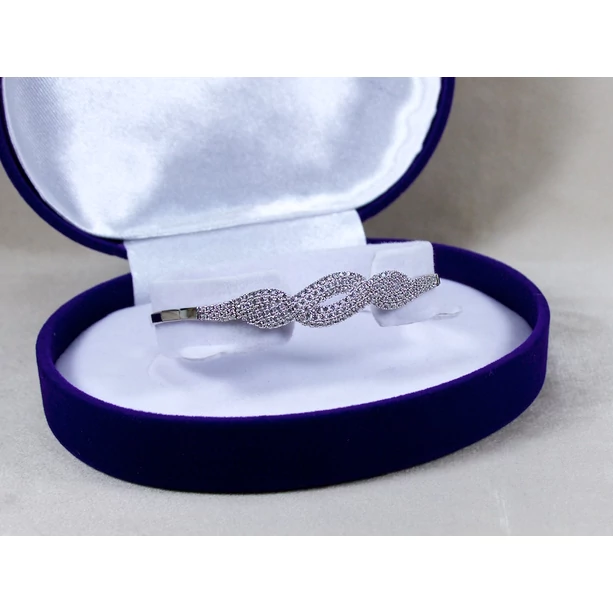 Felújított fehérarany karlánc cirkónia kövekkel Felújított fehérarany karlánc cirkónia kövekkel